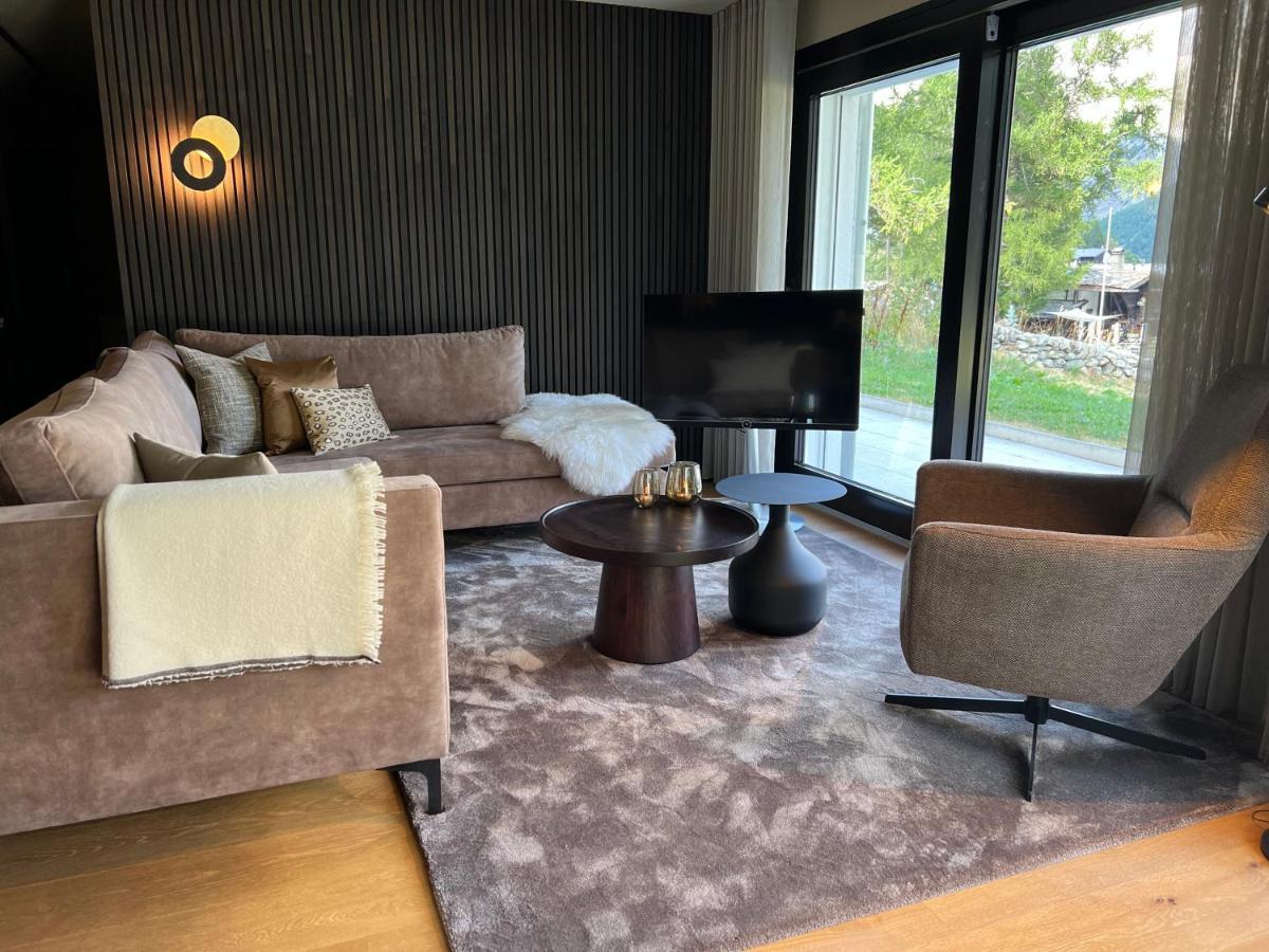 Hollywood 1 - A Luxury, Comfortable And Spacious Apartment Located Directly On The Slopes! 萨斯费 外观 照片